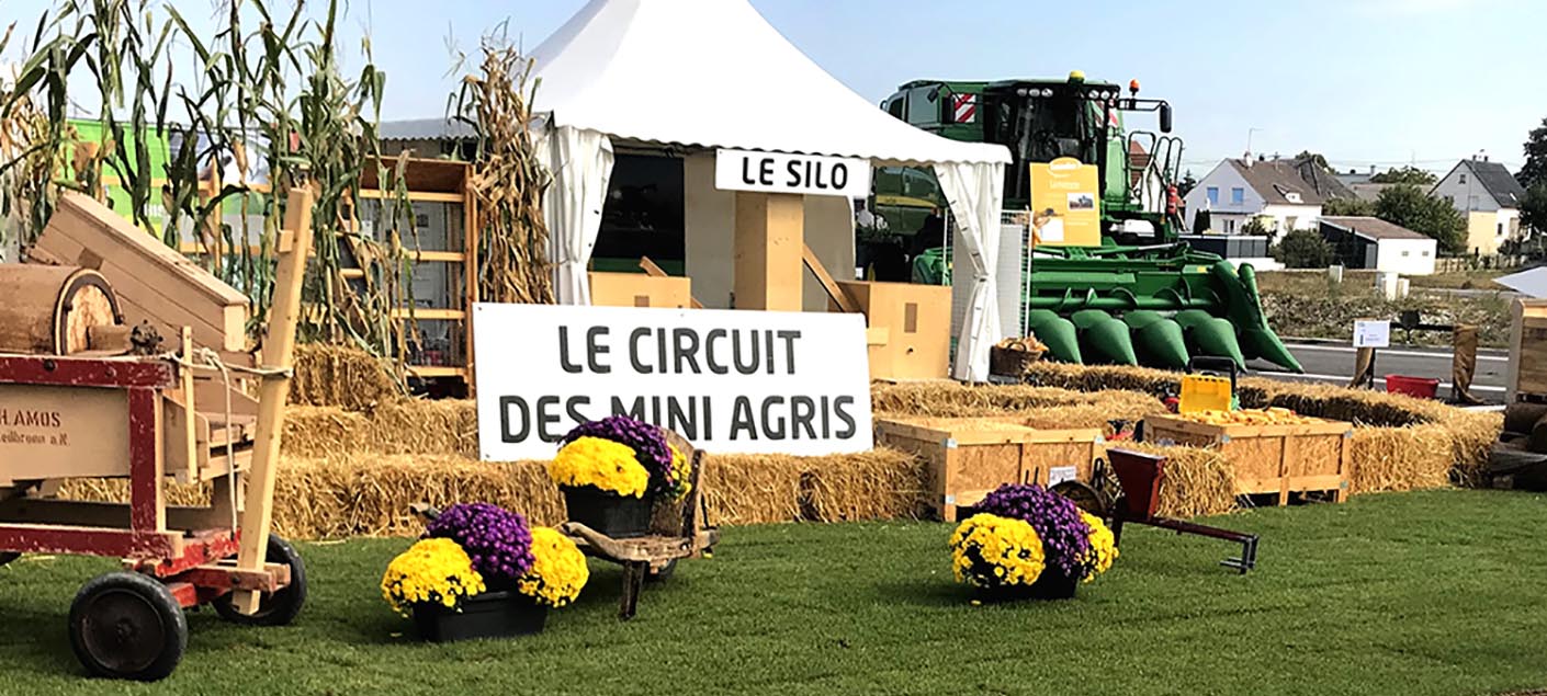 AT THE SERVICE OF YOUR EVENTS